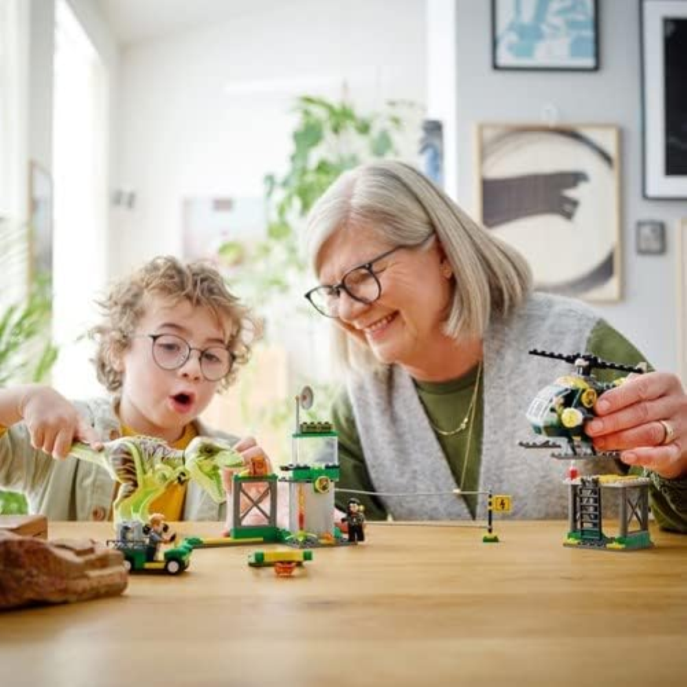 LEGO La fuga del T. rex 76944