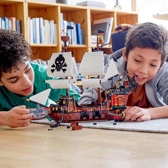 LEGO Galeone dei pirati 31109